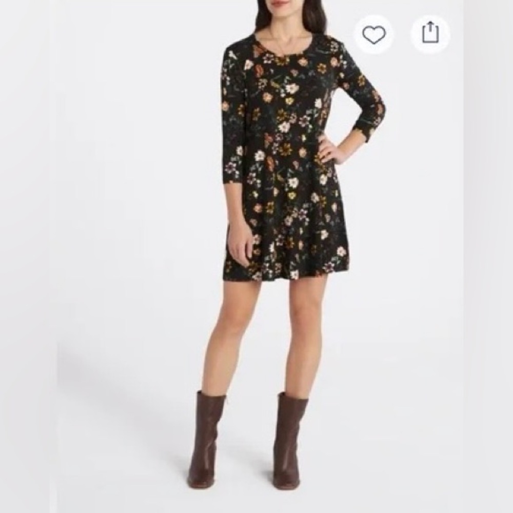 NWT Nine Britton Black Floral Long Sleeve Dress